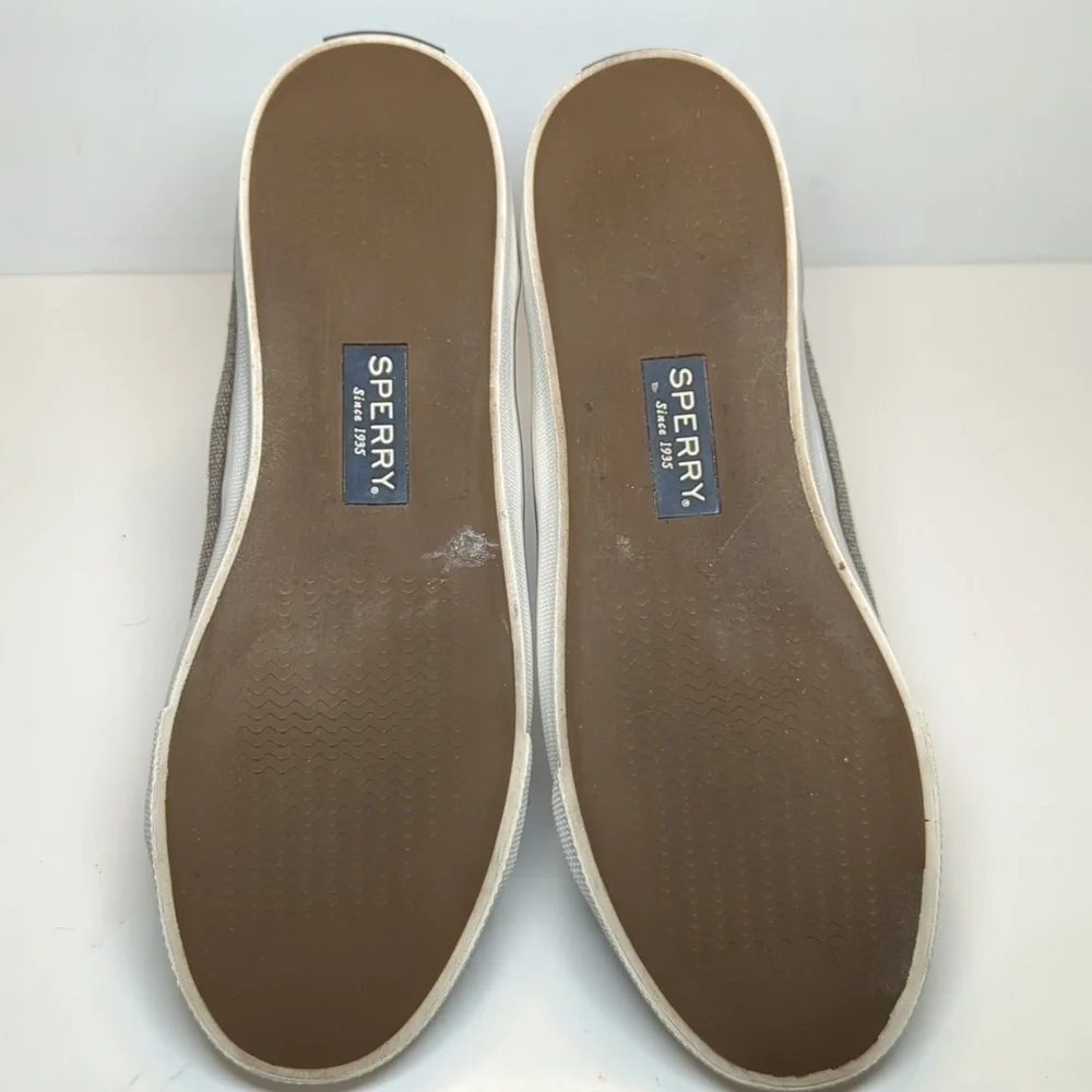 Sperry Top Sider Seacoast grey and silver metallic boat shoe woman's size 10